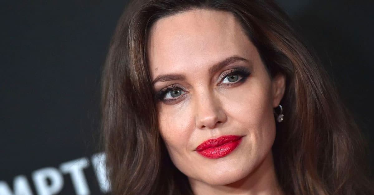 Angelina Jolie Eye Color