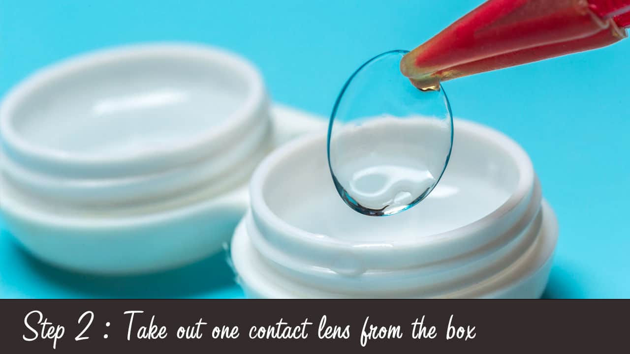 How To Put In Contact Lenses : A Step-By-Step Guide - Colored Contact Lenses | Colored Contacts -